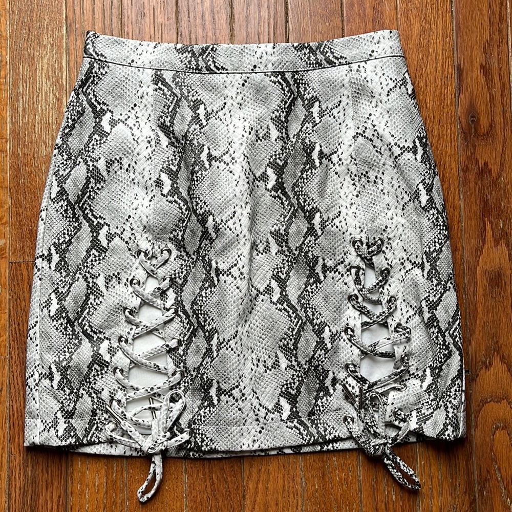 Never worn snake-print mini skirt from Australian boutique
